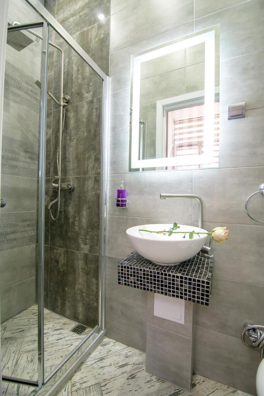 Nova Apartment Lviv Exterior photo